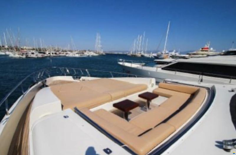 Azimut 95 Fly