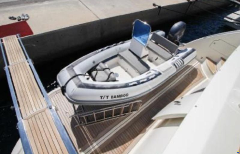 Azimut 95 Fly