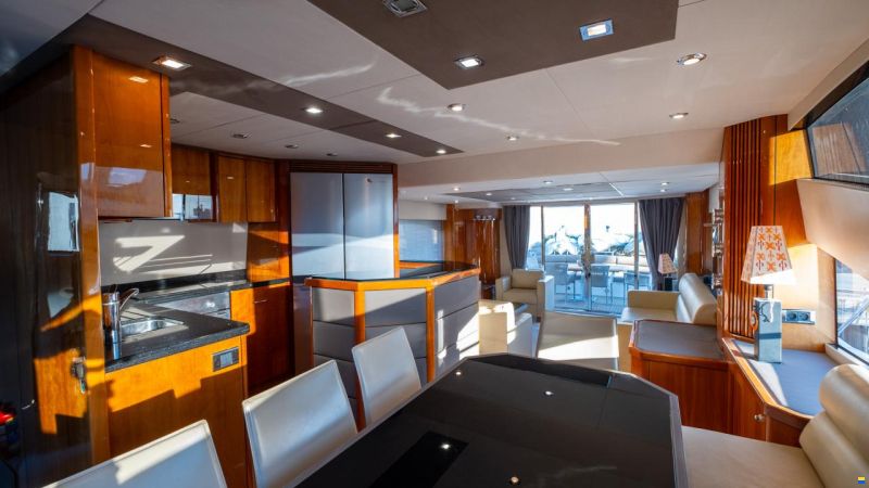 Sunseeker Manhattan 70