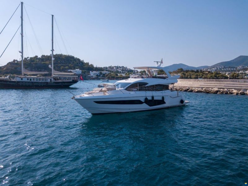 Sunseeker Manhattan 66