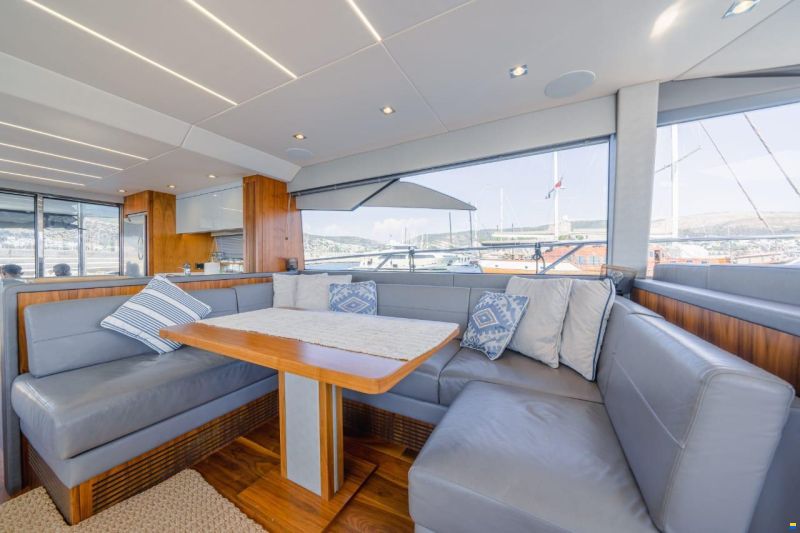 Sunseeker Manhattan 66