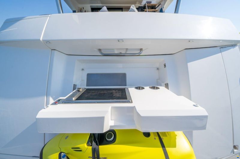 Sunseeker Manhattan 66