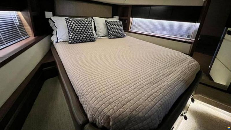 Sea Ray L650 Fly