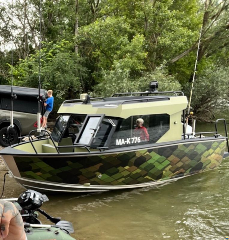 Realcraft 600 Cabin