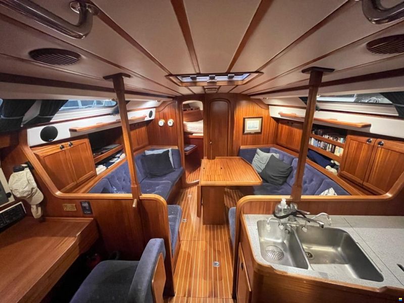 Sweden Yachts 390
