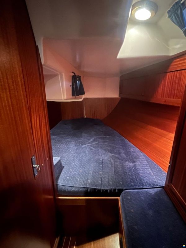 Sweden Yachts 390