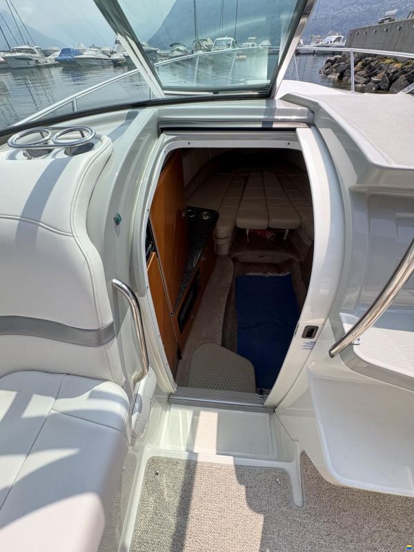 Formula 330 Sun Sport