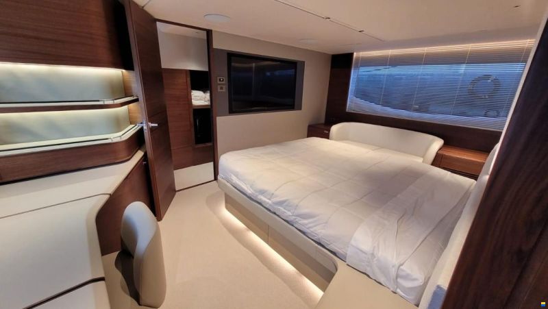 Princess Y72