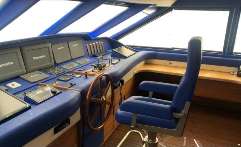 Heesen 90