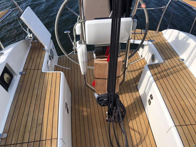 Bora 335