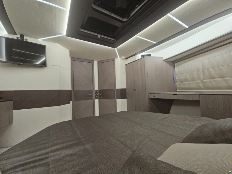 Galeon 440 Fly