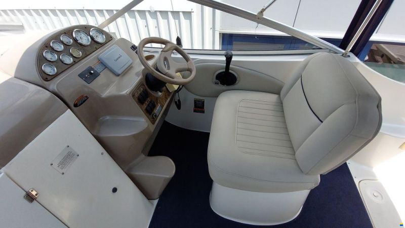 Bayliner 265
