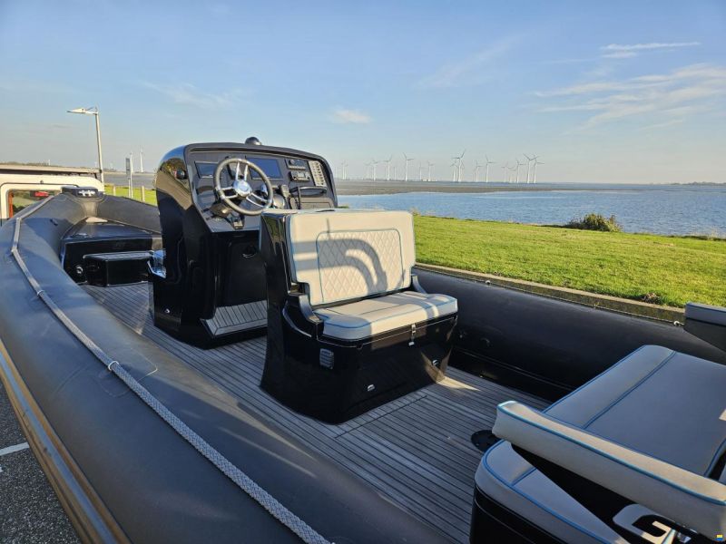 Gemini WR720 Explorer RIB