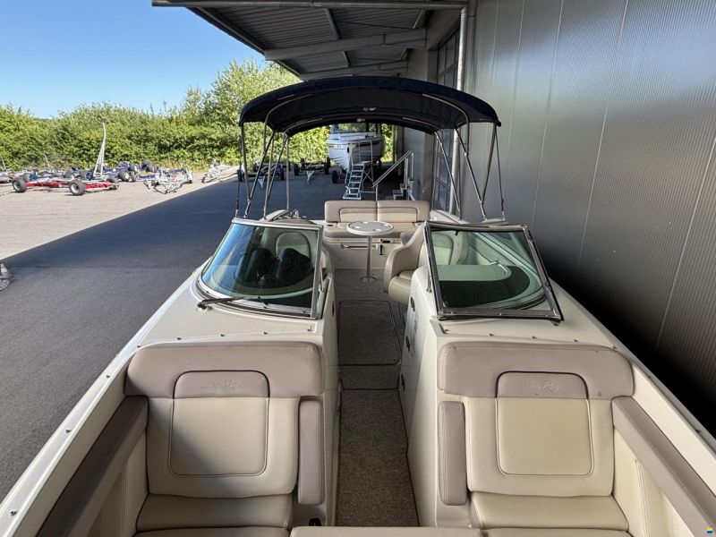 Sea Ray 280 Sundeck