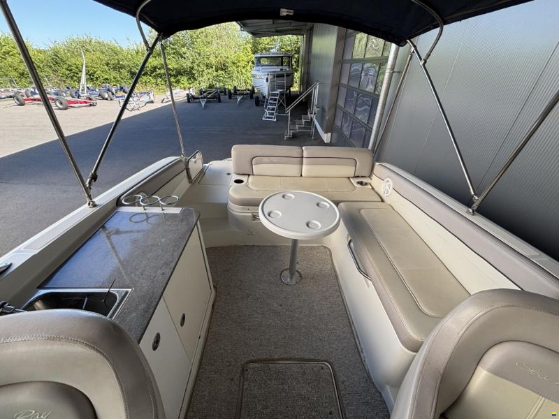 Sea Ray 280 Sundeck