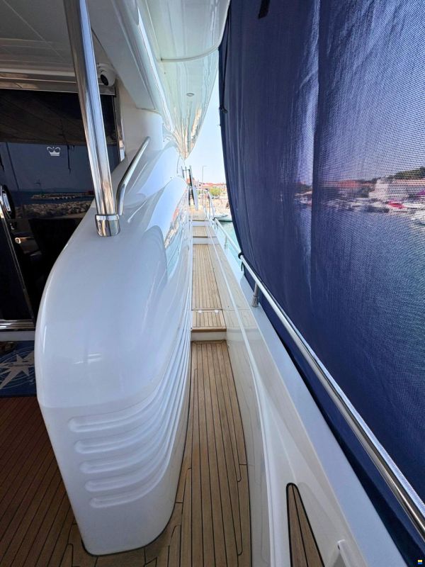 Princess 21M