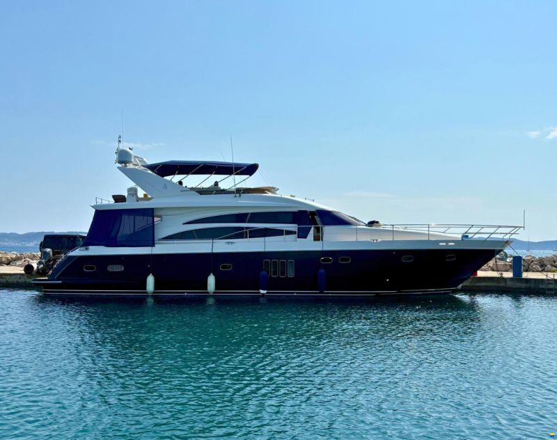Princess 21M