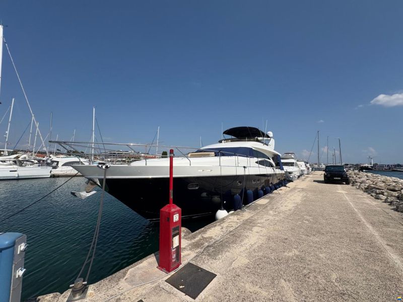 Princess 21M