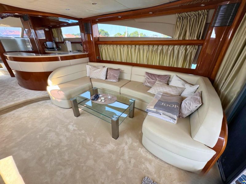Princess 21M