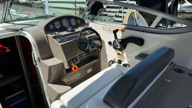 Rinker 280