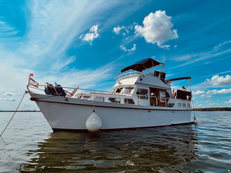 Gruno Motoryacht Gruno 1100 Fly