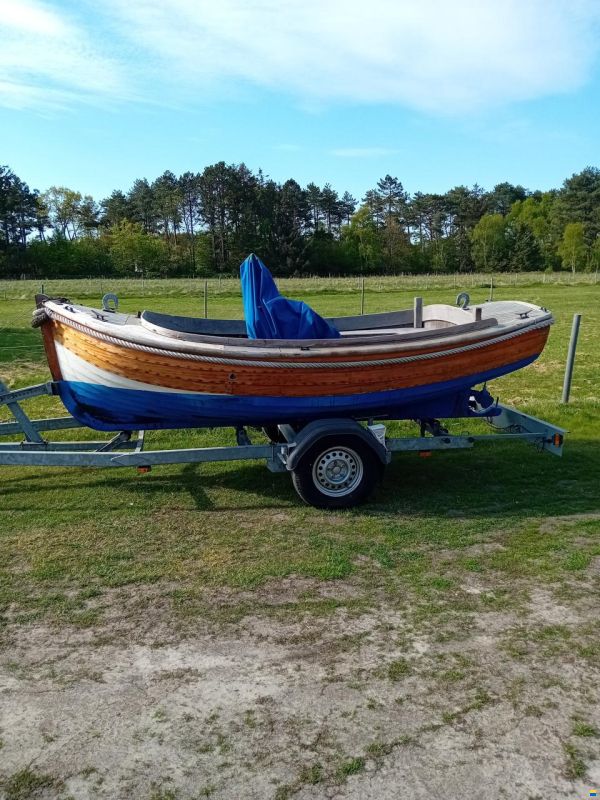 Tuckerboot