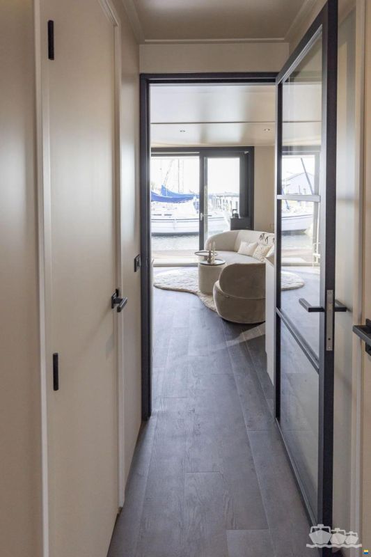 SL Houseboat Marina Den Oever