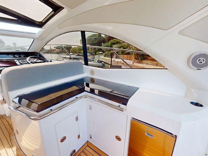 Sunseeker Portofino 48