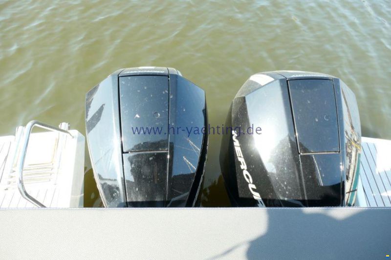 Jeanneau Merry Fisher 895