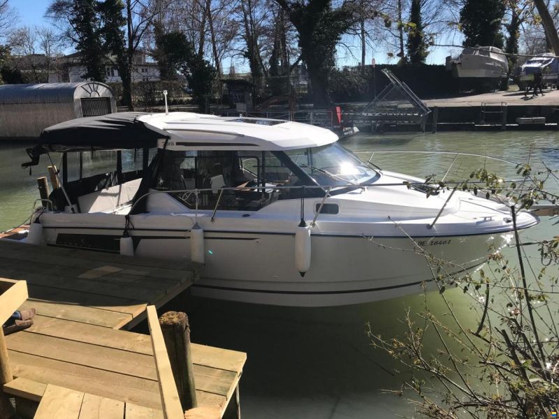 Jeanneau Merry Fisher 795