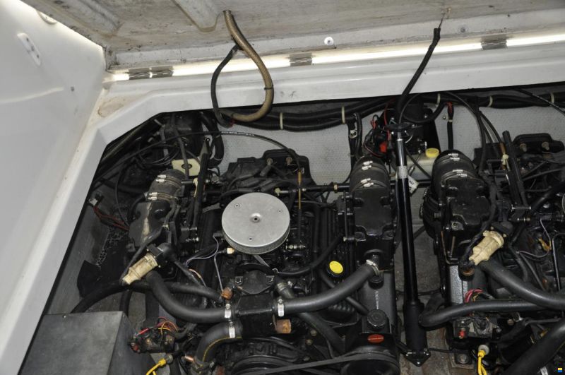 Regal 272 Valanti