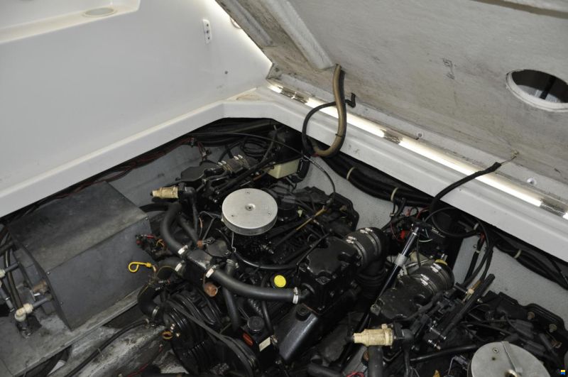 Regal 272 Valanti