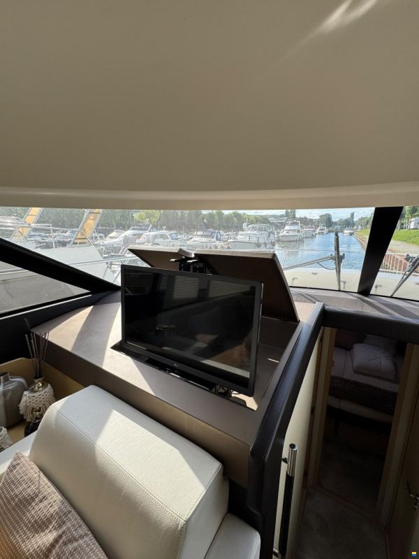 Prestige 500 Fly