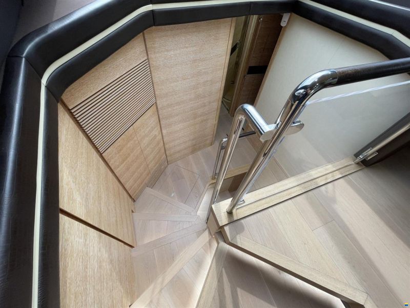 Azimut 64 Flybridge