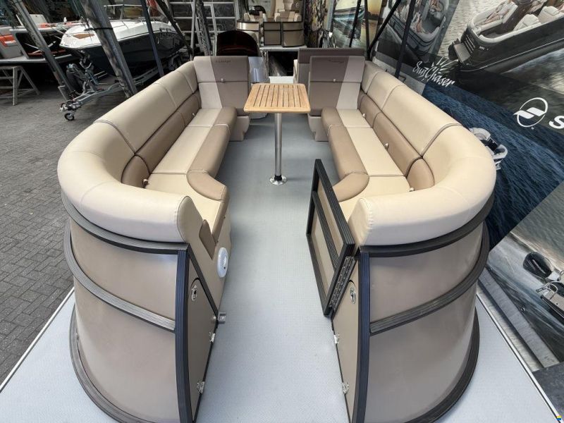 Pontoon 650 - NIEUW