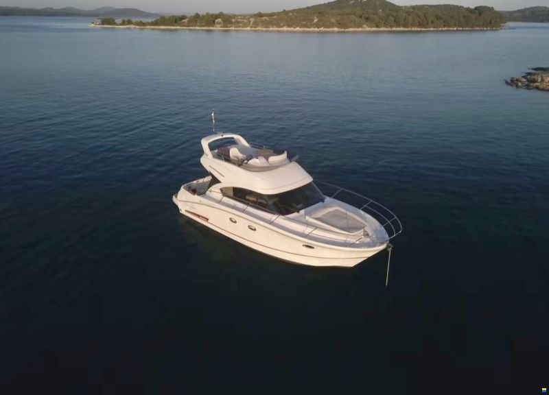 Beneteau Antares 36 Fly