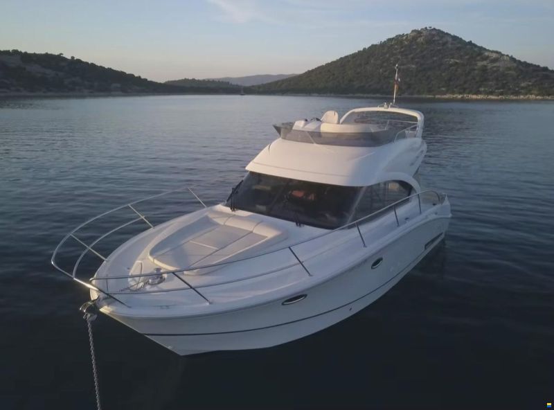 Beneteau Antares 36 Fly