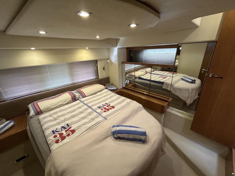 Broom 370