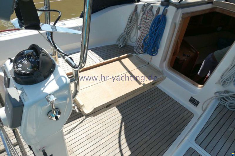 Delphia 37