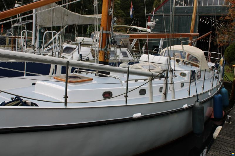 Baron van Ho&euml;vell-One Off Ketch