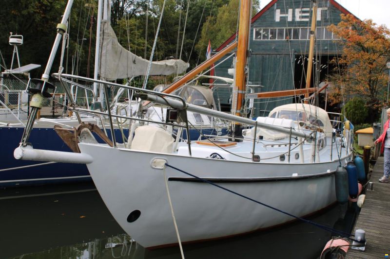 Baron van Ho&euml;vell-One Off Ketch