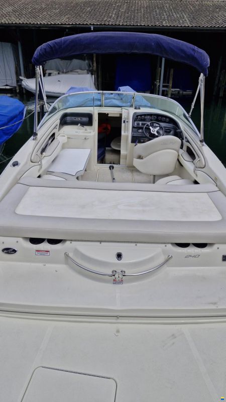 Sea Ray 240 OVE