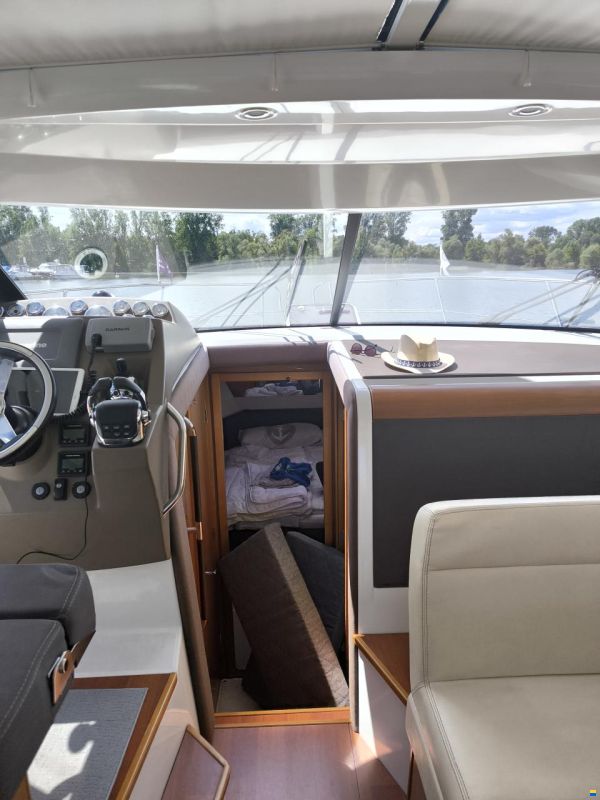Jeanneau NC 11