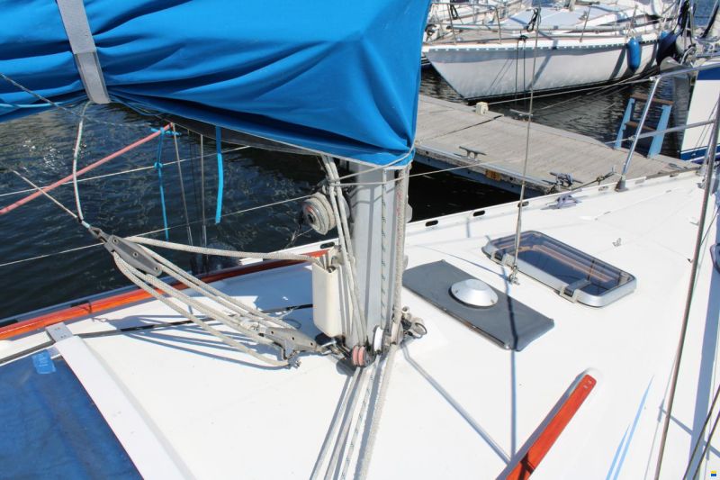 Beneteau 30.5 First