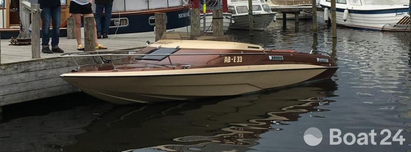 Glastron Carlson CV23