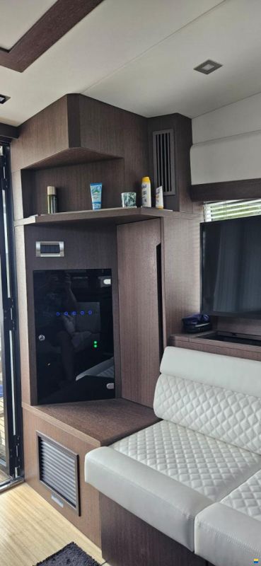 Galeon 420 FLY