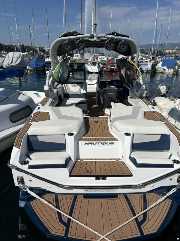 Nautique G23
