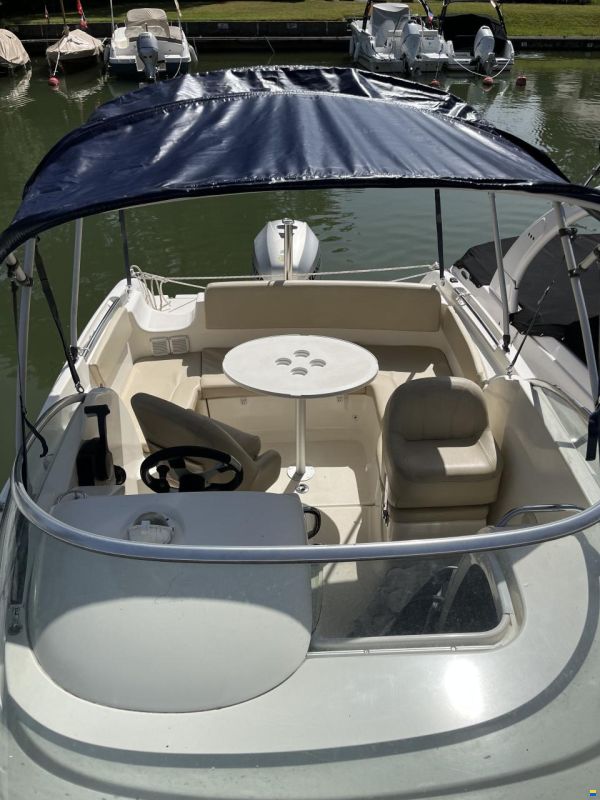 Jeanneau Leader 625