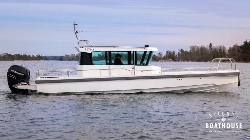 Axopar 28 Cabin