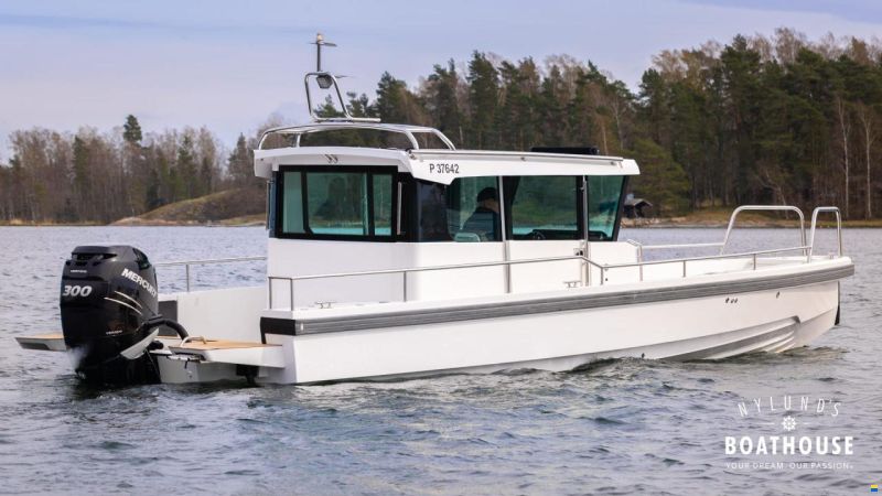 Axopar 28 Cabin